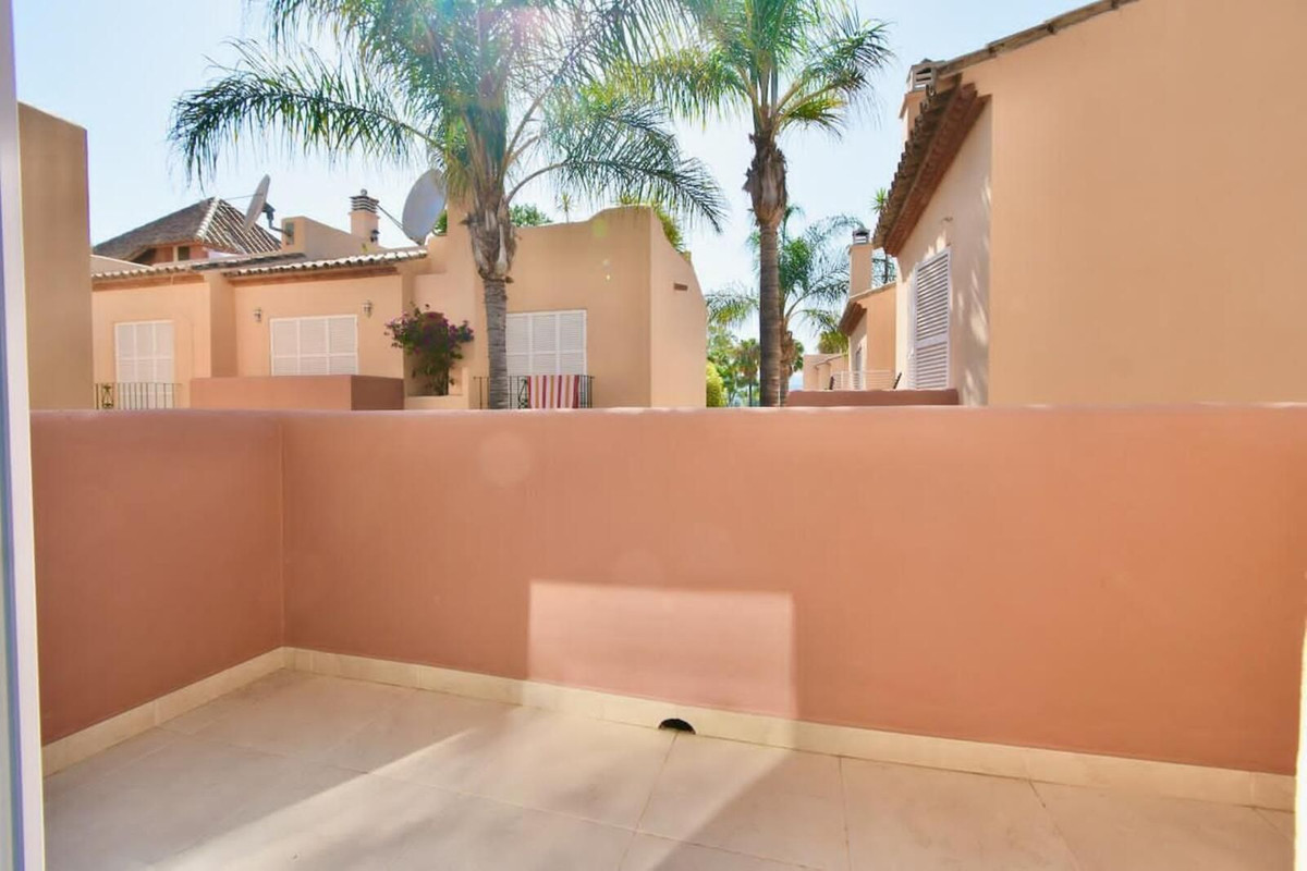 Huis te koop in Nueva Andalucía | 4 slaapkamers H5123890