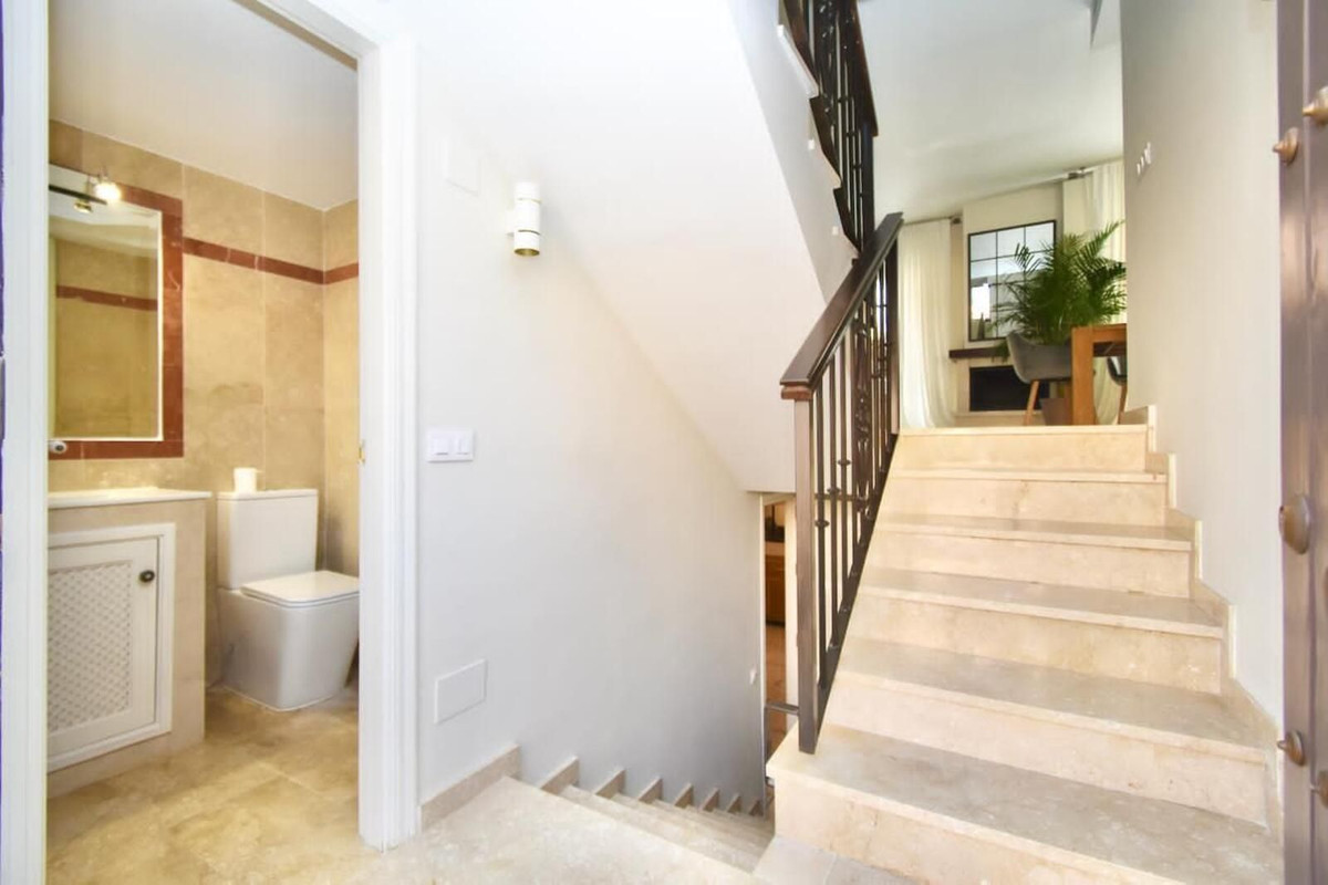 Huis te koop in Nueva Andalucía | 4 slaapkamers H5123890