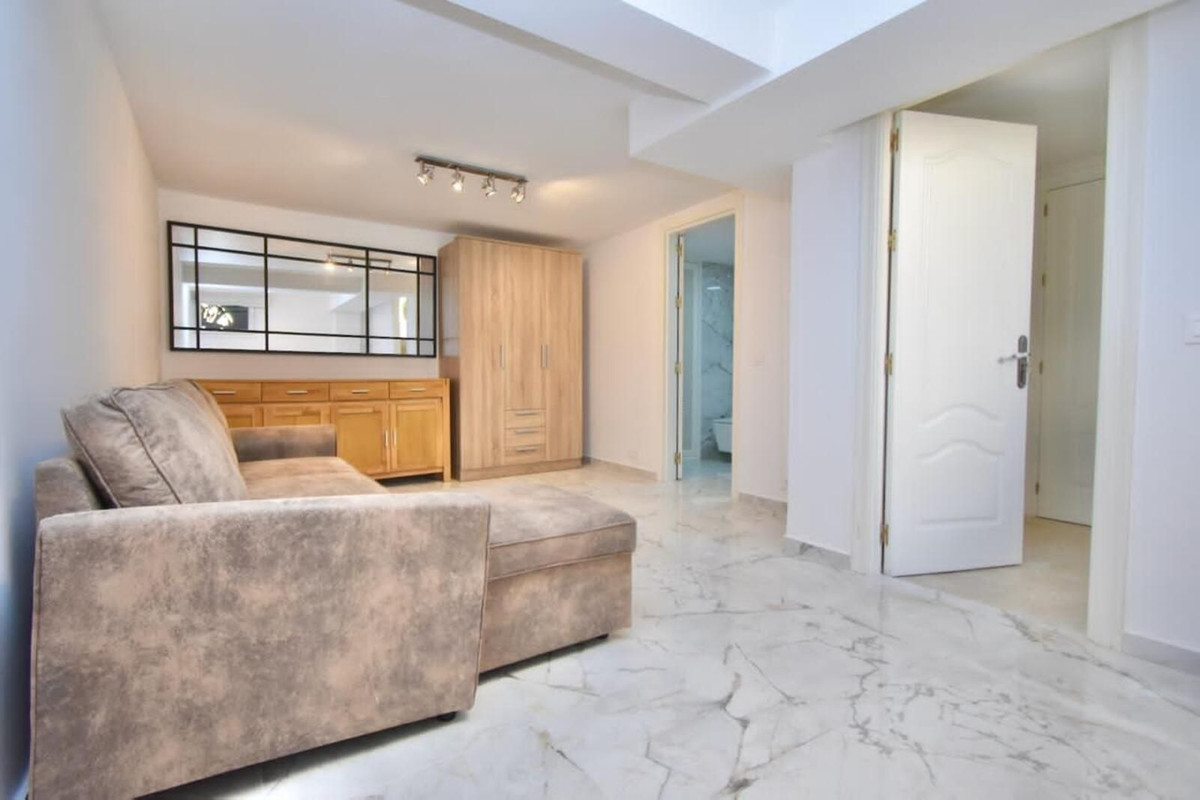 Huis te koop in Nueva Andalucía | 4 slaapkamers H5123890