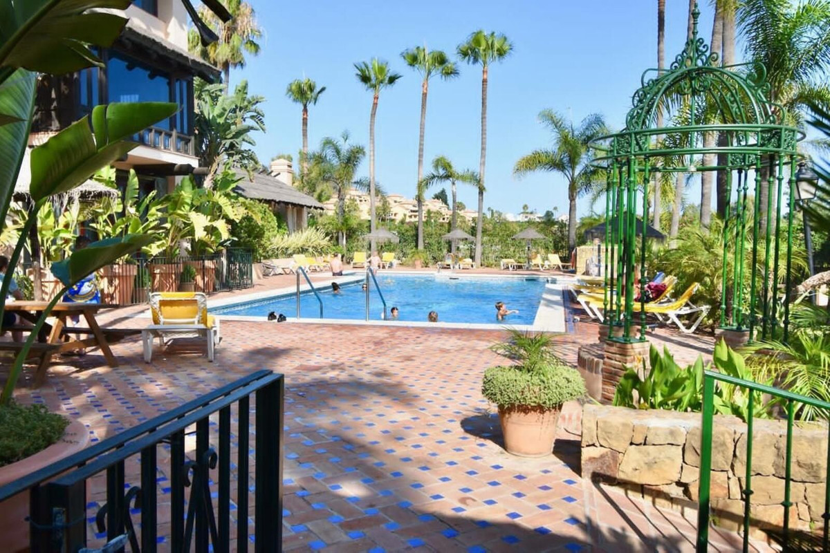 Huis te koop in Nueva Andalucía | 4 slaapkamers H5123890