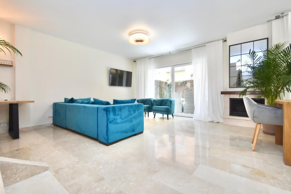 Huis te koop in Nueva Andalucía | 4 slaapkamers H5123890
