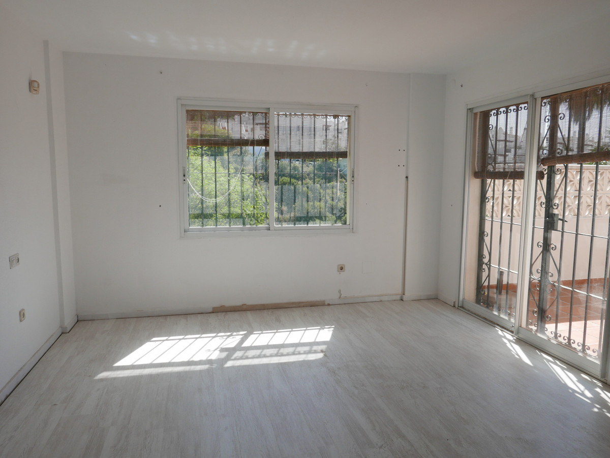 House for sale in Nueva Andalucía | 4 bedrooms H5124235