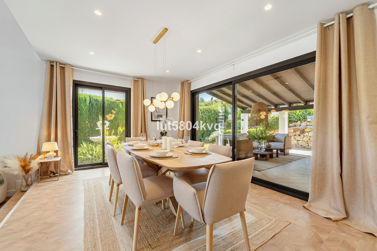 Huis te koop in Nueva Andalucía | 4 slaapkamers H5126596