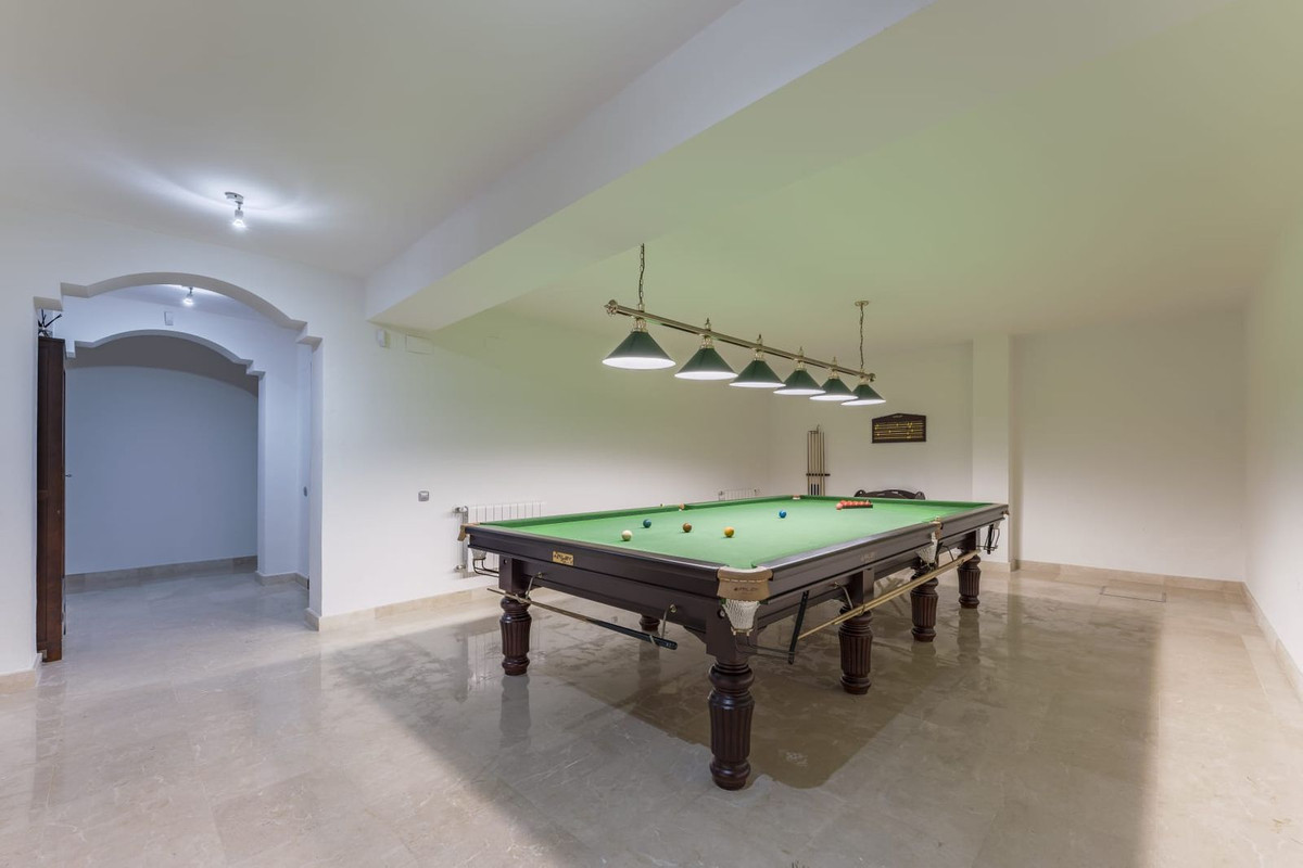 Huis te koop in Nueva Andalucía | 6 slaapkamers H5127016