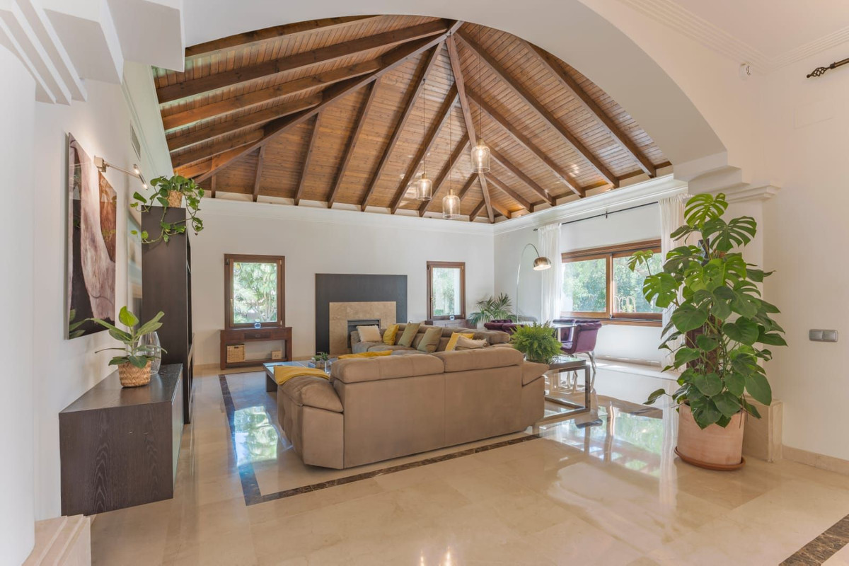 Huis te koop in Nueva Andalucía | 6 slaapkamers H5127016