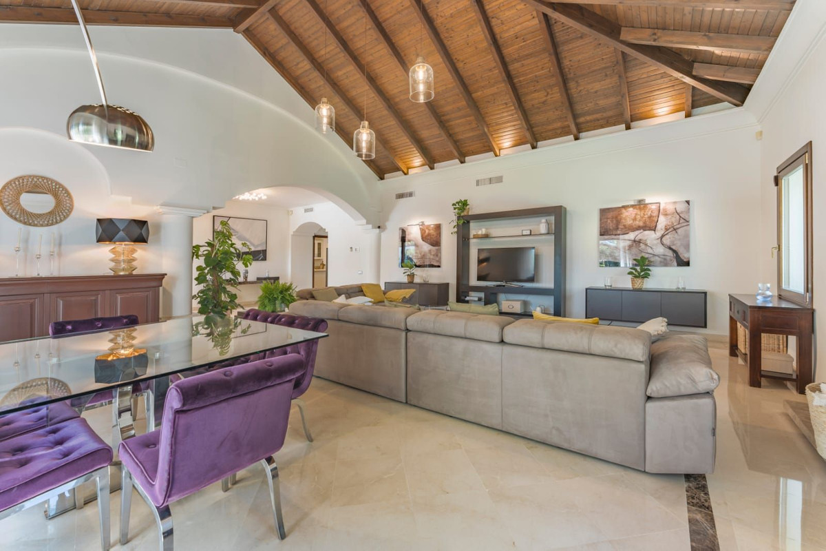 Huis te koop in Nueva Andalucía | 6 slaapkamers H5127016