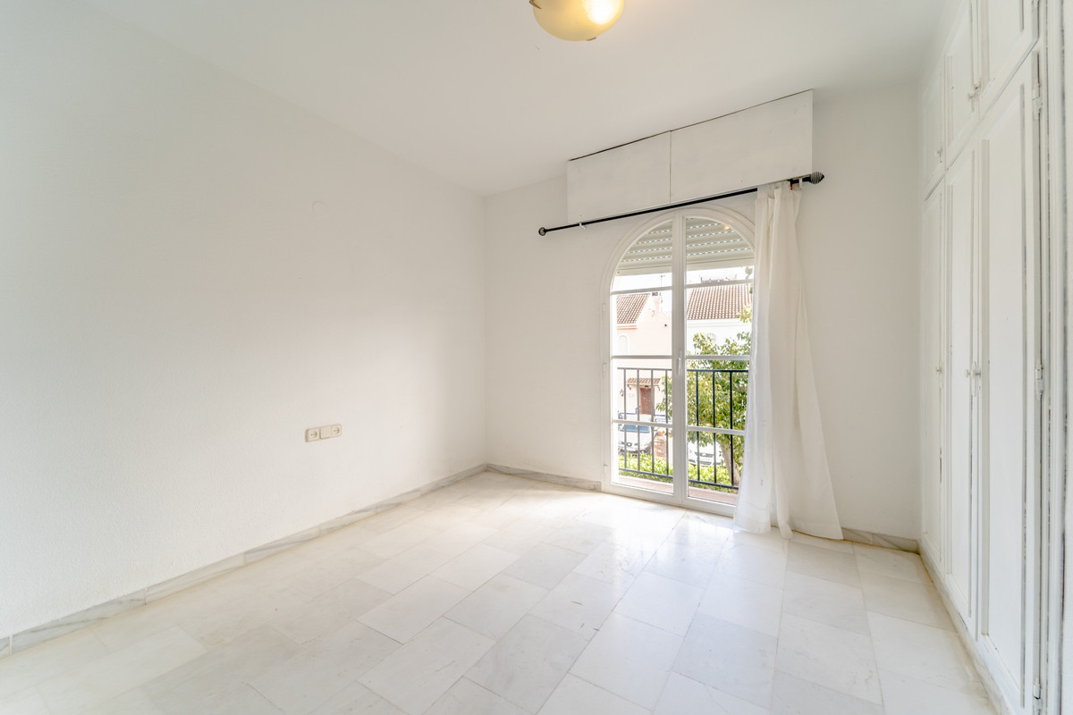 Townhouse for sale in Nueva Andalucía | 3 bedrooms H5130007