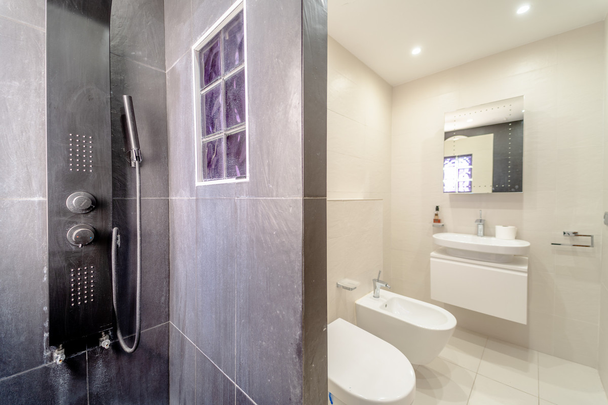 Townhouse for sale in Nueva Andalucía | 3 bedrooms H5130007