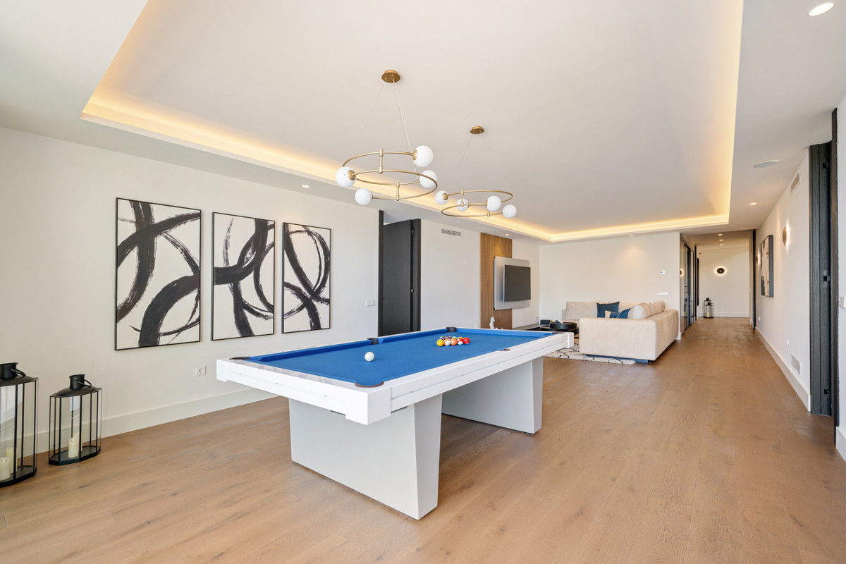 House for sale in Nueva Andalucía | 6 bedrooms H5130034