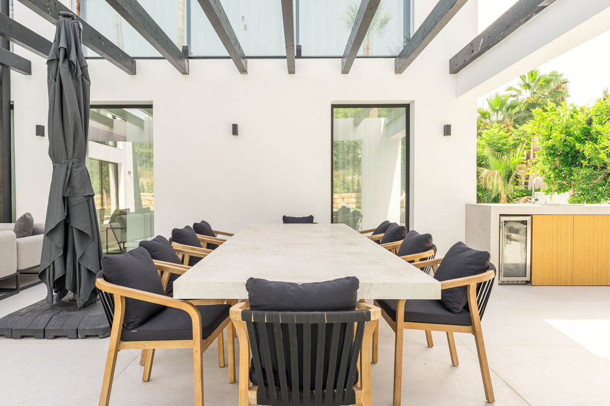 Huis te koop in Nueva Andalucía | 4 slaapkamers H5135674