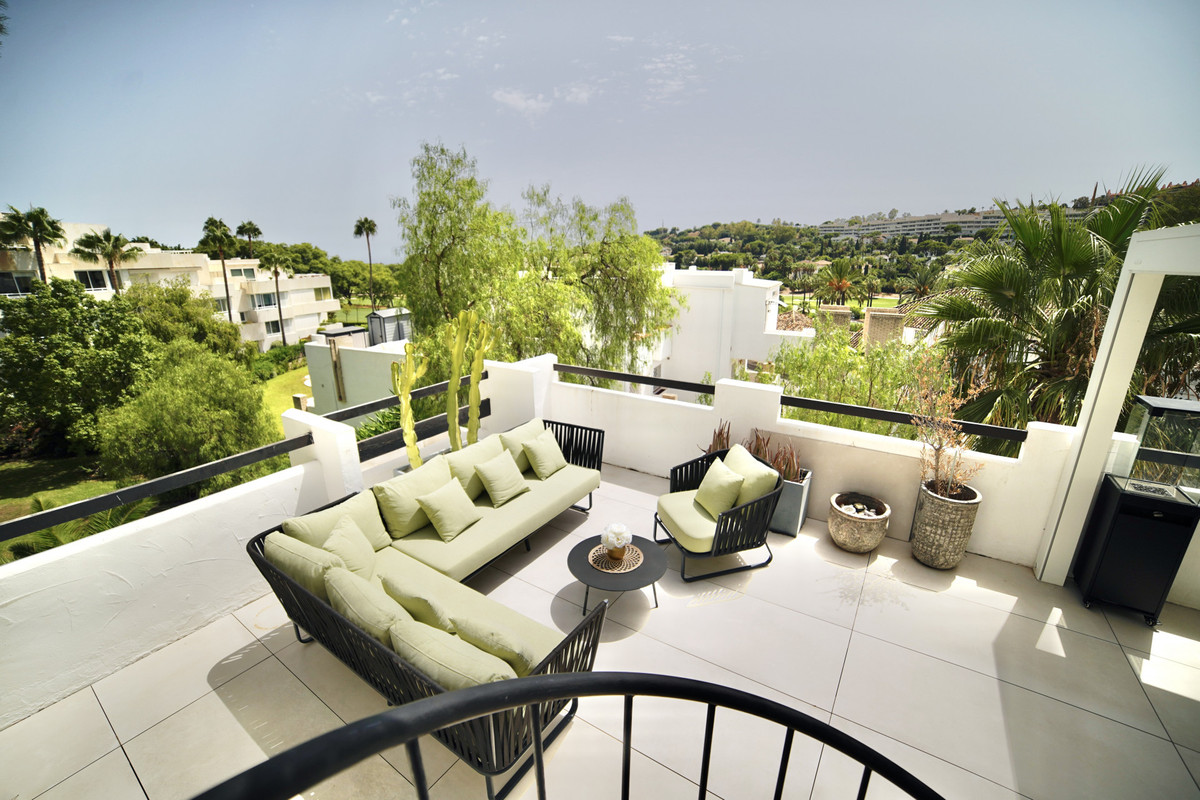 Appartement te koop in Nueva Andalucía | 3 slaapkamers H5135935