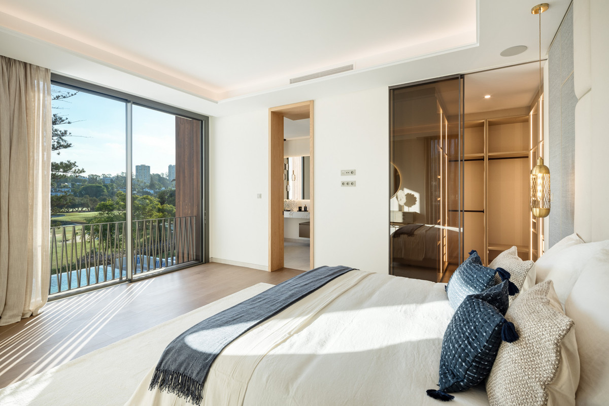 Huis te koop in Nueva Andalucía | 5 slaapkamers H5136022