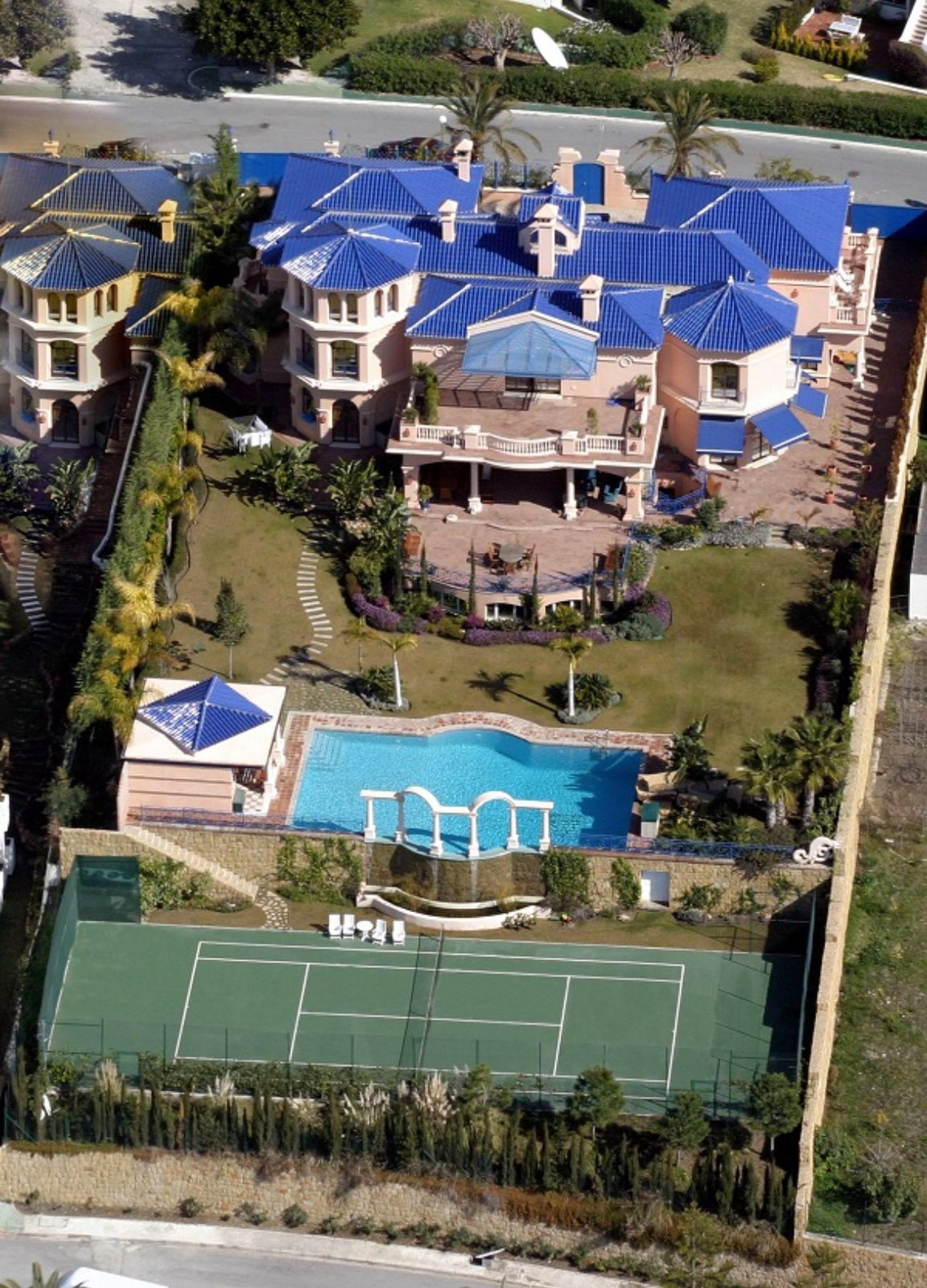 Huis te koop in Nueva Andalucía | 17 slaapkamers H5140987