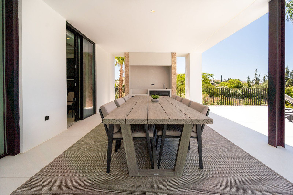 Huis te koop in Nueva Andalucía | 5 slaapkamers H5142208