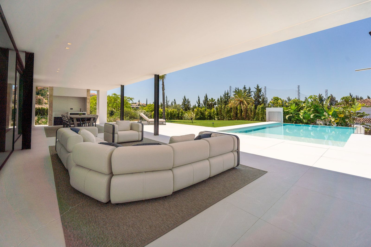 Huis te koop in Nueva Andalucía | 5 slaapkamers H5142208