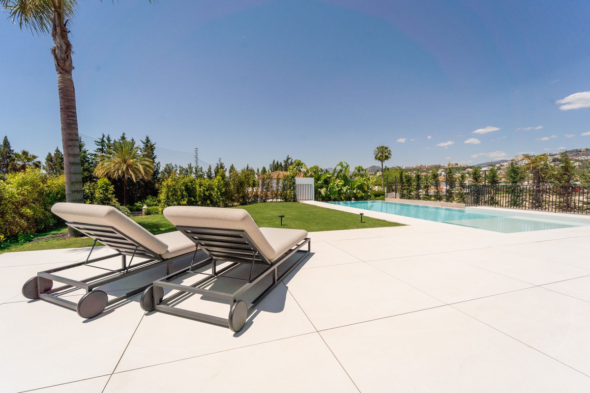 Huis te koop in Nueva Andalucía | 5 slaapkamers H5142208