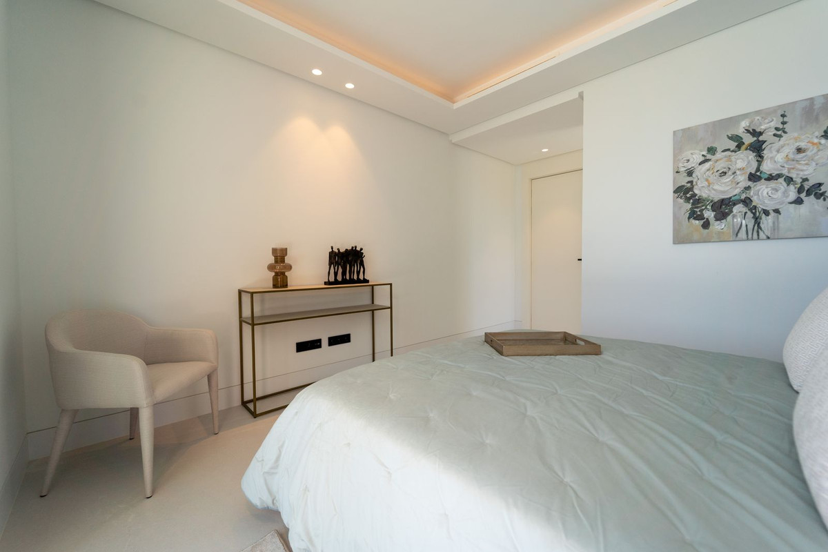 Huis te koop in Nueva Andalucía | 5 slaapkamers H5142208