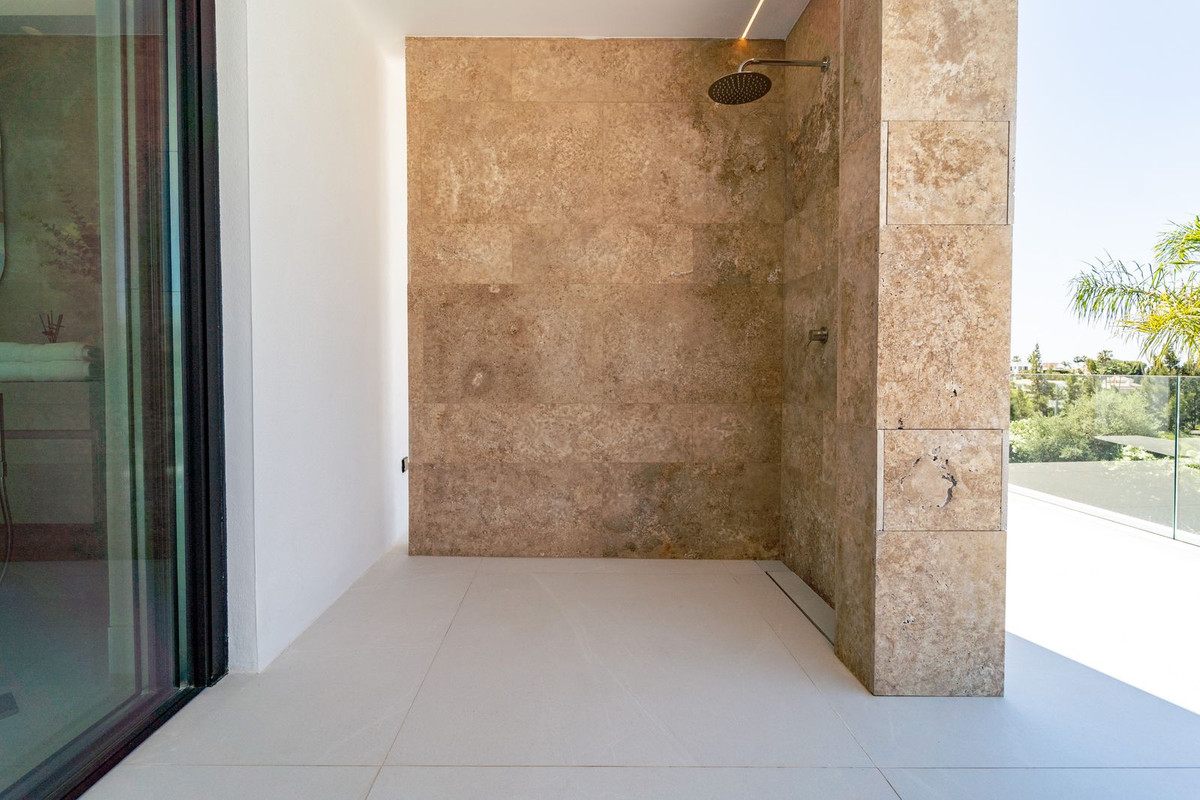 Huis te koop in Nueva Andalucía | 5 slaapkamers H5142208
