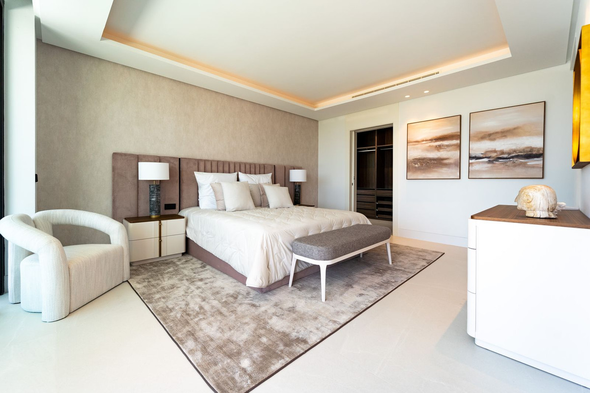 Huis te koop in Nueva Andalucía | 5 slaapkamers H5142208