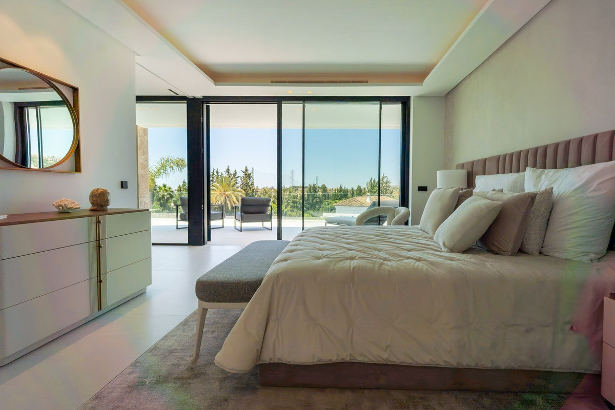 Huis te koop in Nueva Andalucía | 5 slaapkamers H5142208
