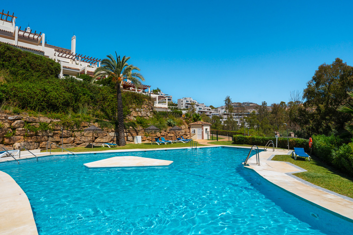 Appartement te koop in Nueva Andalucía | 3 slaapkamers H5145271