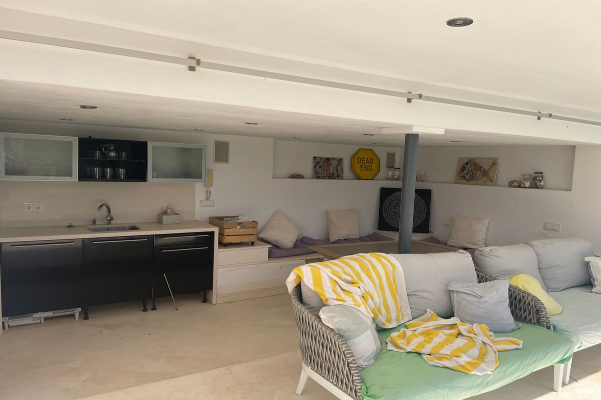 Huis te koop in Nueva Andalucía | 5 slaapkamers H5147461