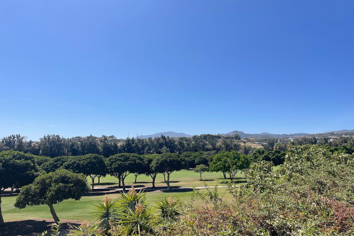 Huis te koop in Nueva Andalucía | 5 slaapkamers H5147461