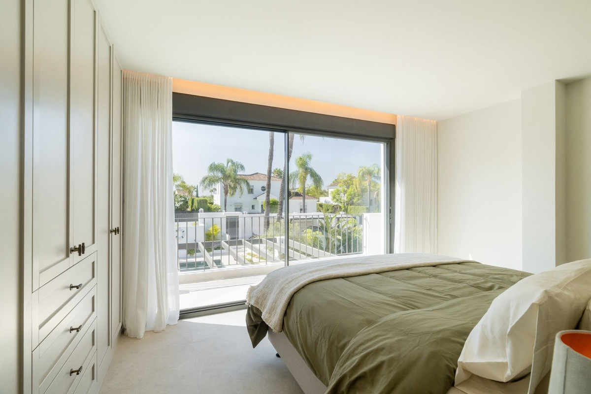 Huis te koop in Nueva Andalucía | 6 slaapkamers H5150767