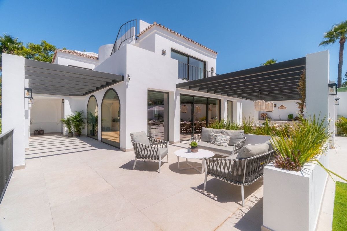 Huis te koop in Nueva Andalucía | 6 slaapkamers H5150767