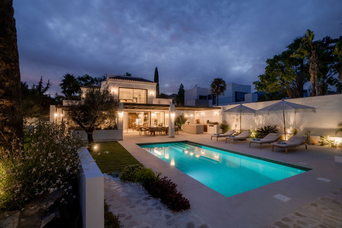 Huis te koop in Nueva Andalucía | 6 slaapkamers H5150767