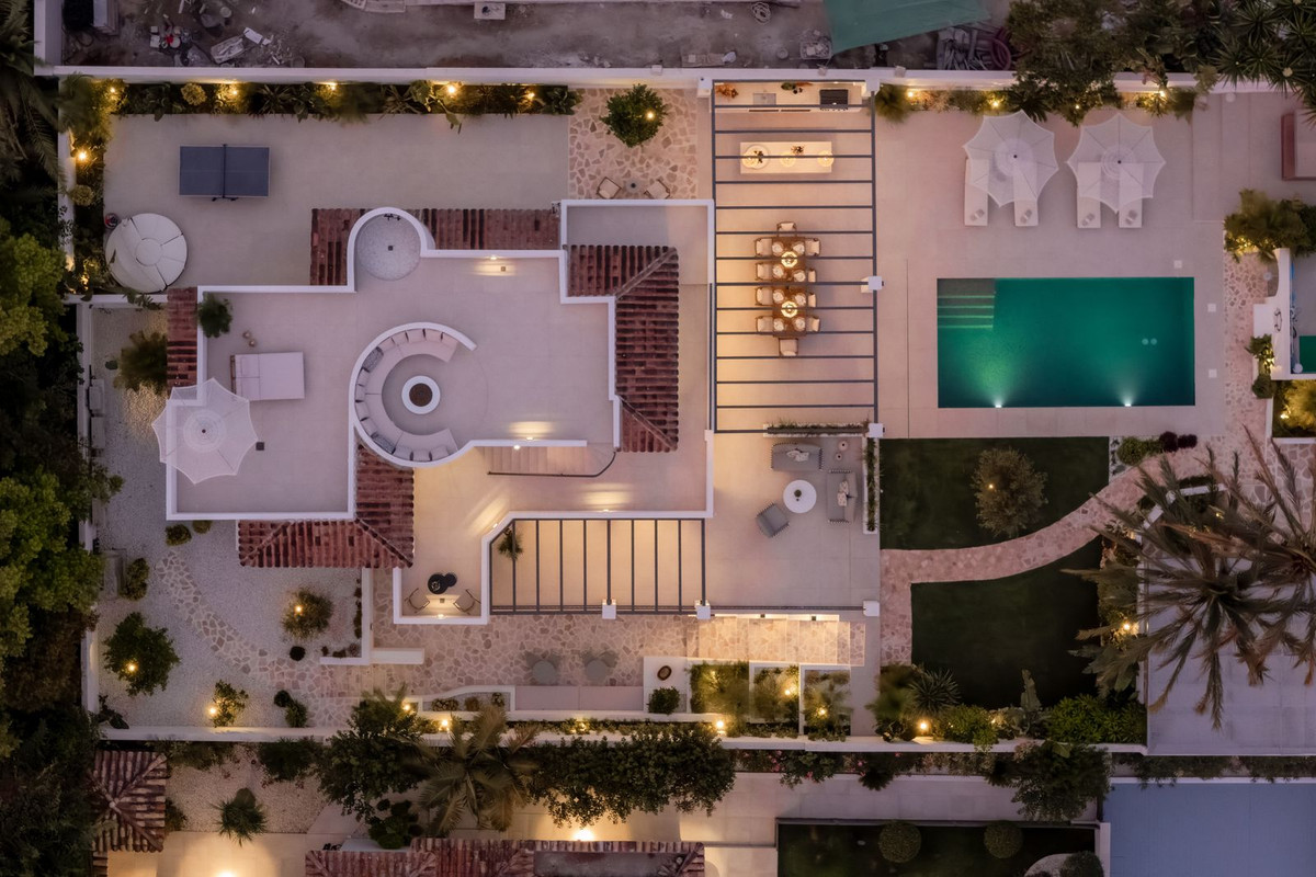 Huis te koop in Nueva Andalucía | 6 slaapkamers H5150767