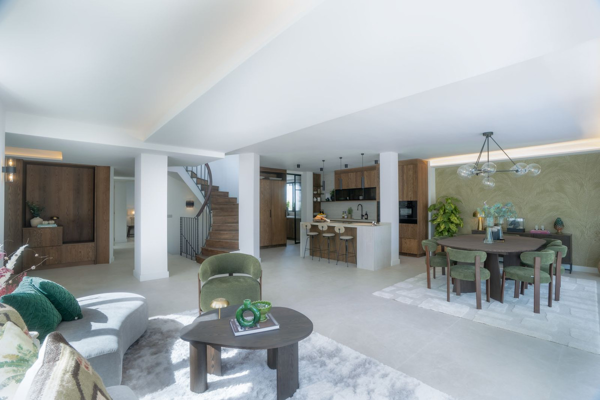 Huis te koop in Nueva Andalucía | 6 slaapkamers H5150767