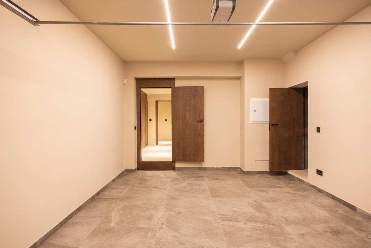 Huis te koop in Nueva Andalucía | 5 slaapkamers H5150824