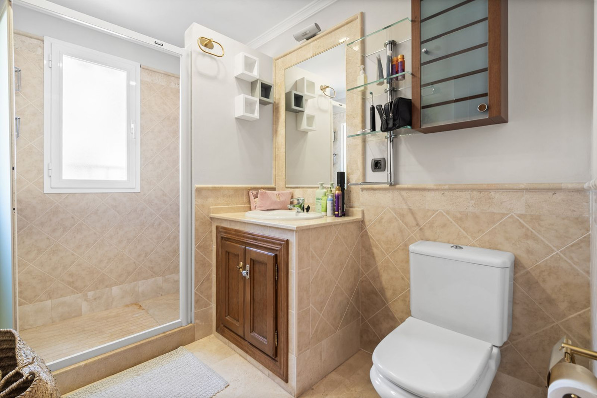 Huis te koop in Nueva Andalucía | 5 slaapkamers H5153674