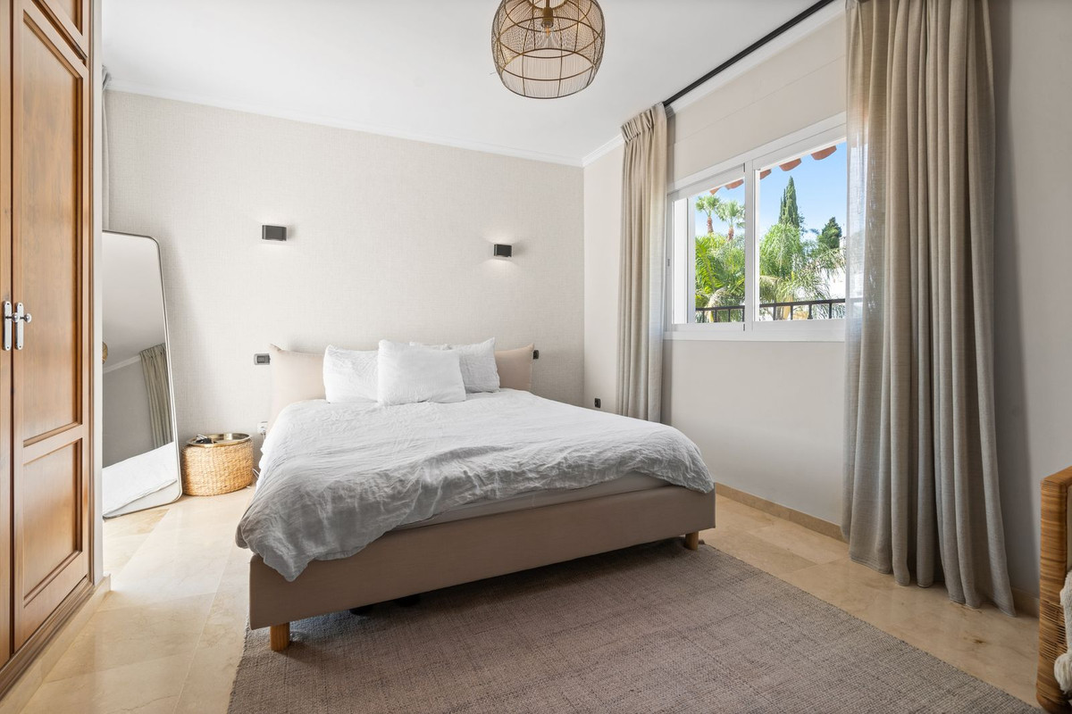Huis te koop in Nueva Andalucía | 5 slaapkamers H5153674