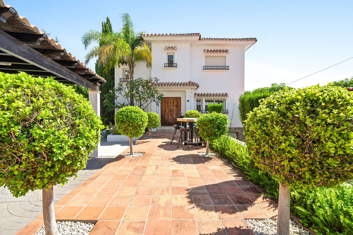 Huis te koop in Nueva Andalucía | 5 slaapkamers H5153674