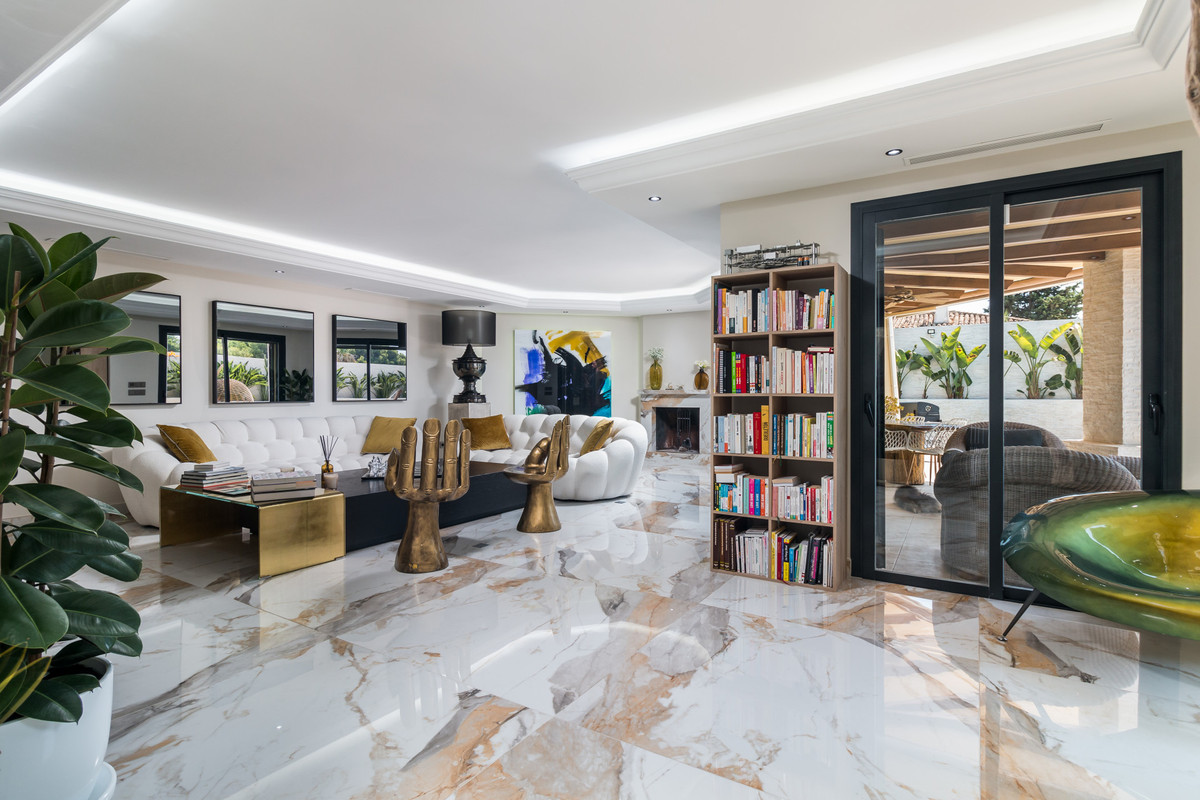 Huis te koop in Nueva Andalucía | 4 slaapkamers H5157496