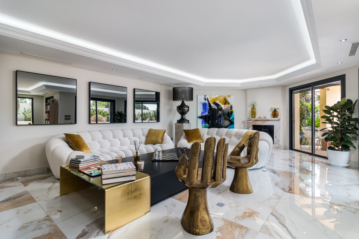Huis te koop in Nueva Andalucía | 4 slaapkamers H5157496