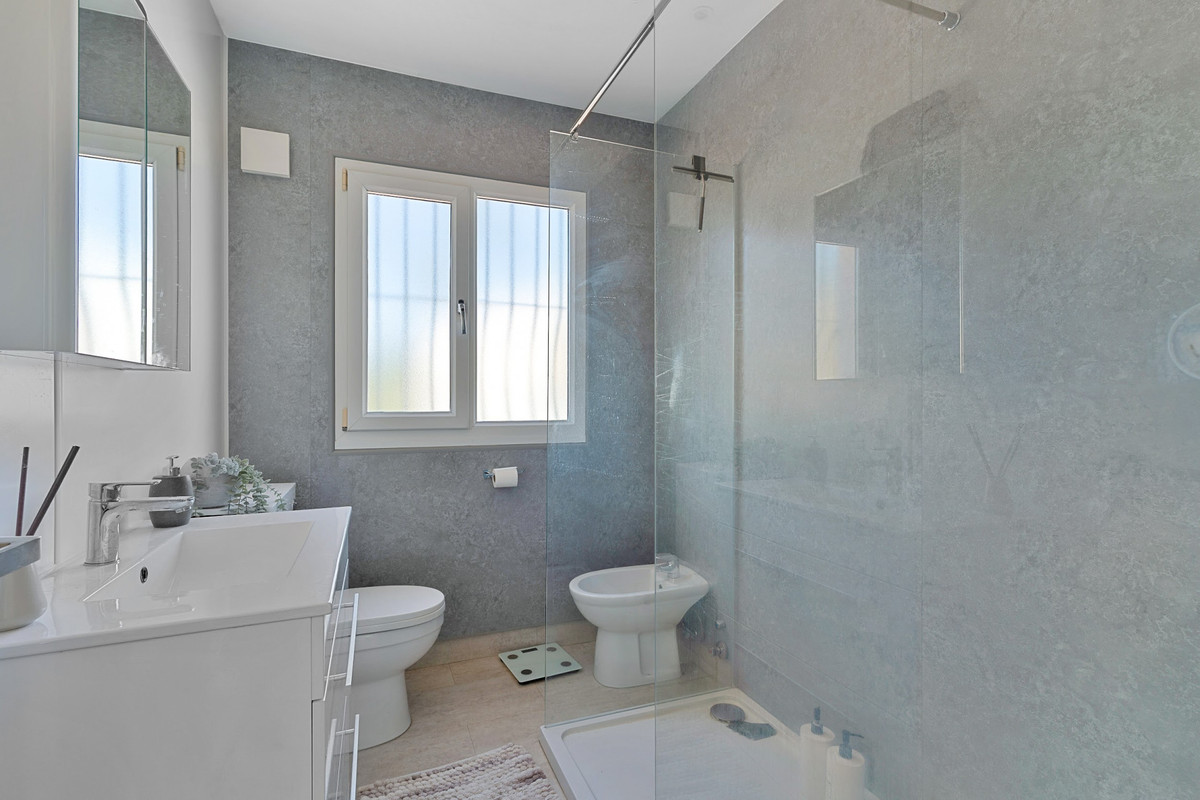 Huis te koop in Nueva Andalucía | 5 slaapkamers H5160304