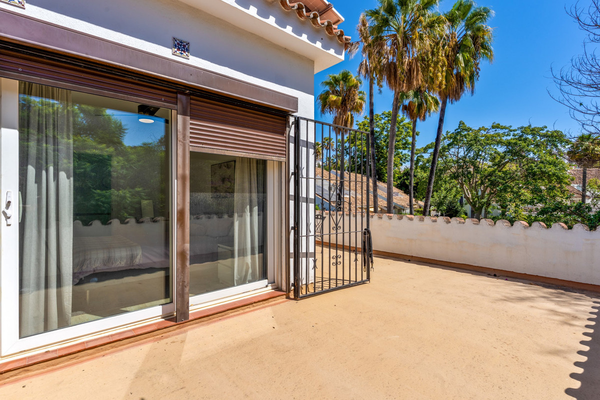 Huis te koop in Nueva Andalucía | 5 slaapkamers H5160304