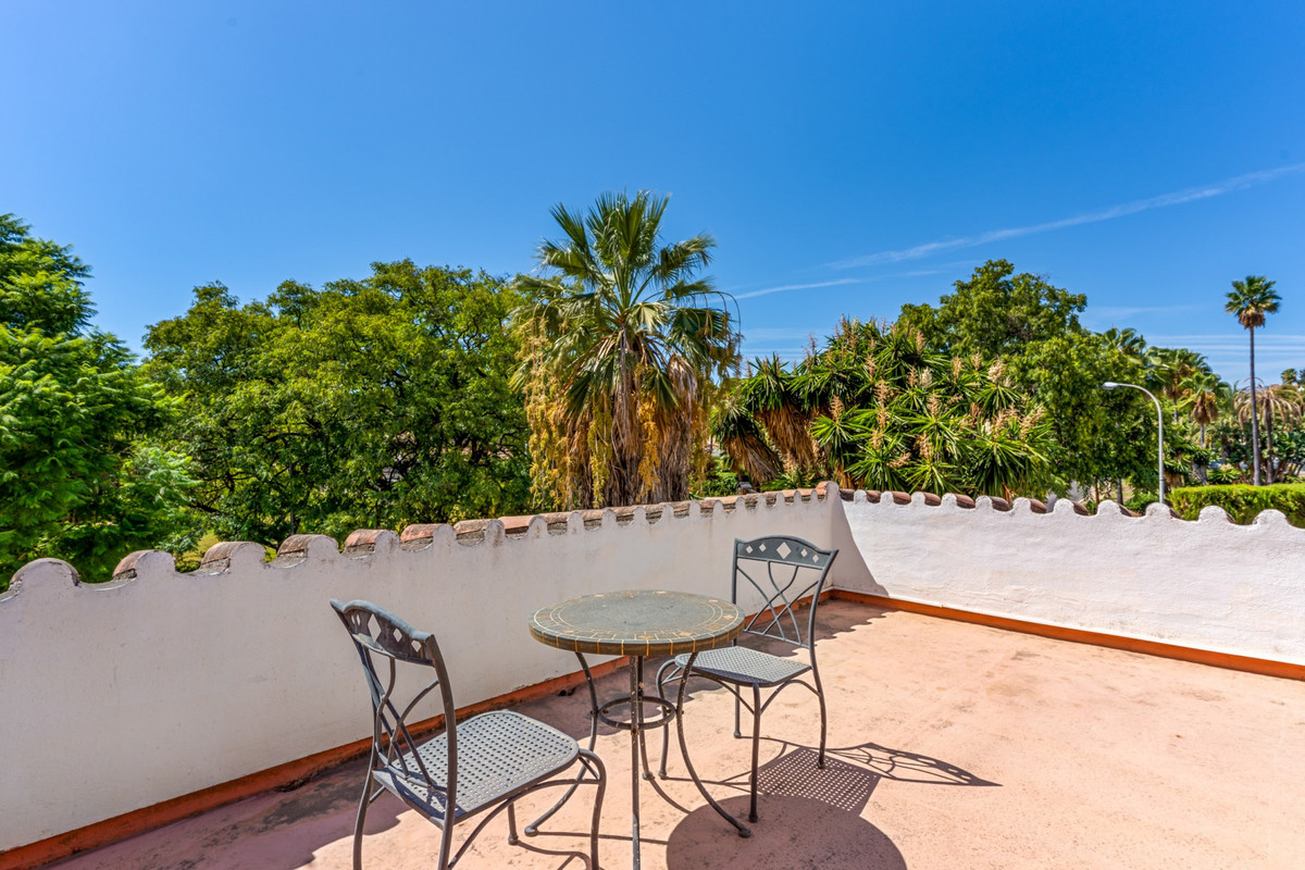 Huis te koop in Nueva Andalucía | 5 slaapkamers H5160304