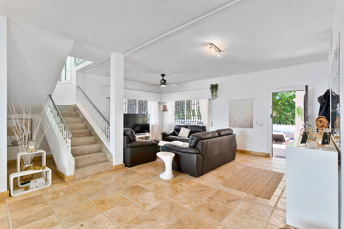 Huis te koop in Nueva Andalucía | 5 slaapkamers H5160304
