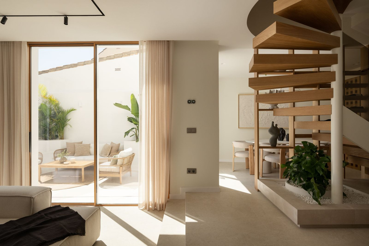 Huis te koop in Nueva Andalucía | 4 slaapkamers H5161279