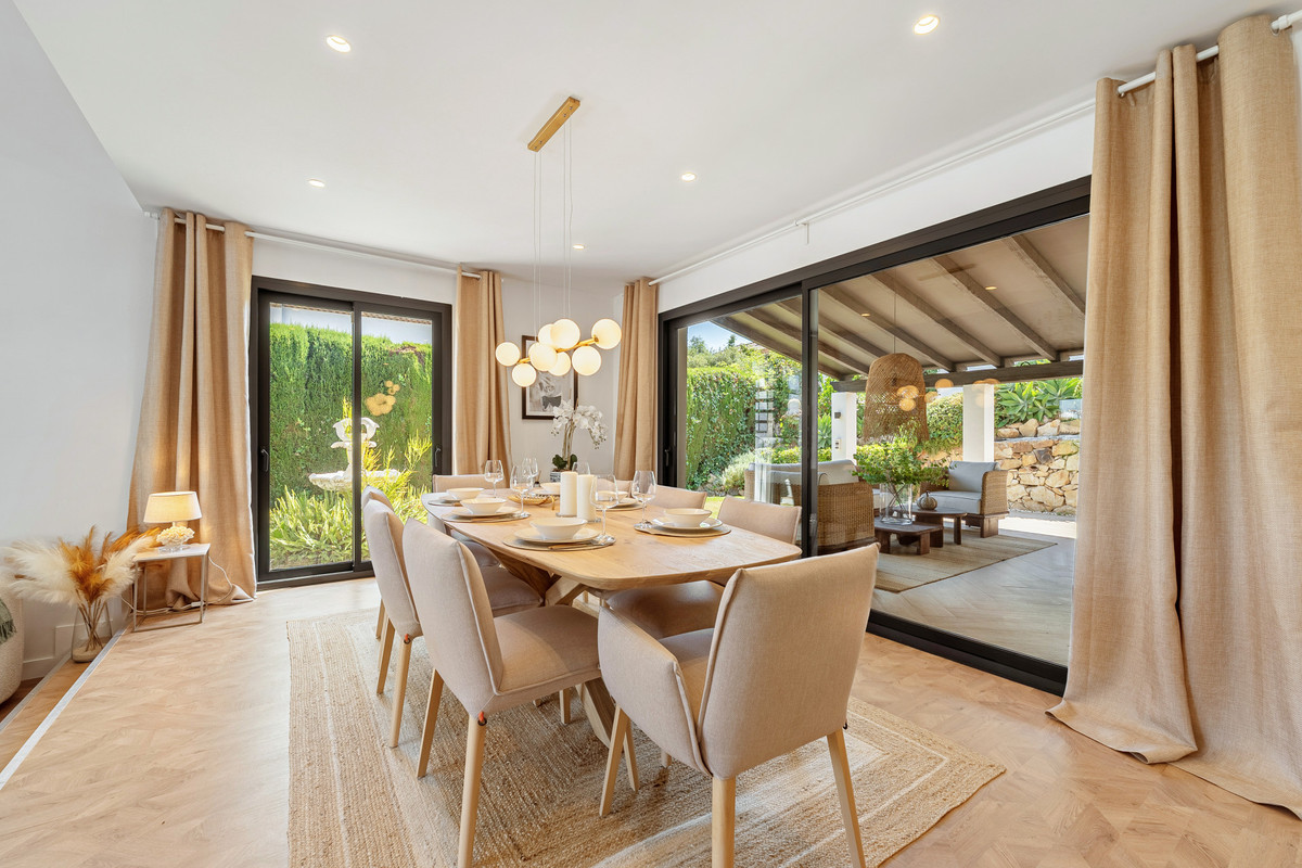 Huis te koop in Nueva Andalucía | 4 slaapkamers H5161495