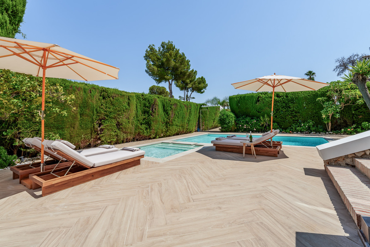 Huis te koop in Nueva Andalucía | 4 slaapkamers H5161495