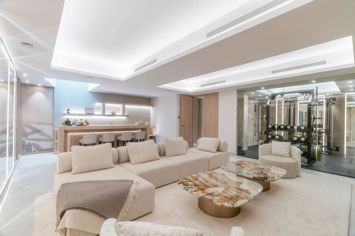 Huis te koop in Nueva Andalucía | 3 slaapkamers H5162476