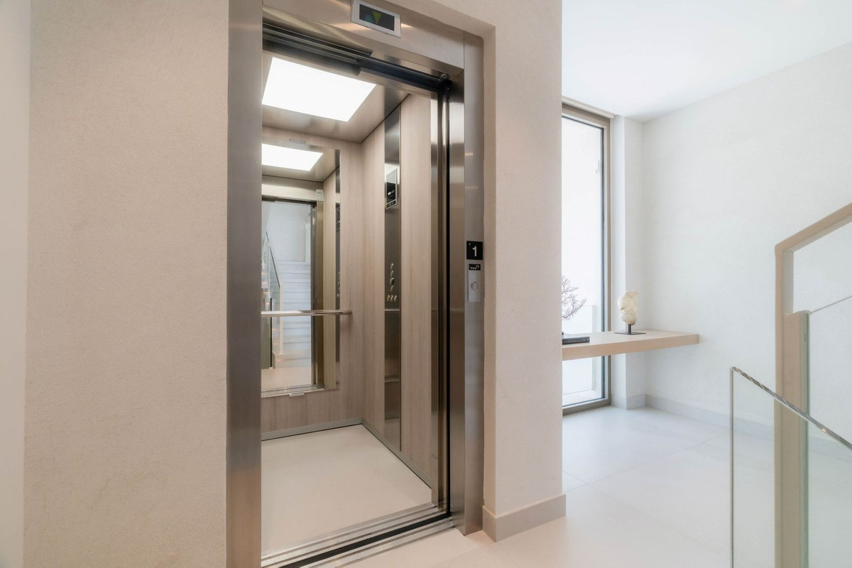 Huis te koop in Nueva Andalucía | 3 slaapkamers H5162476