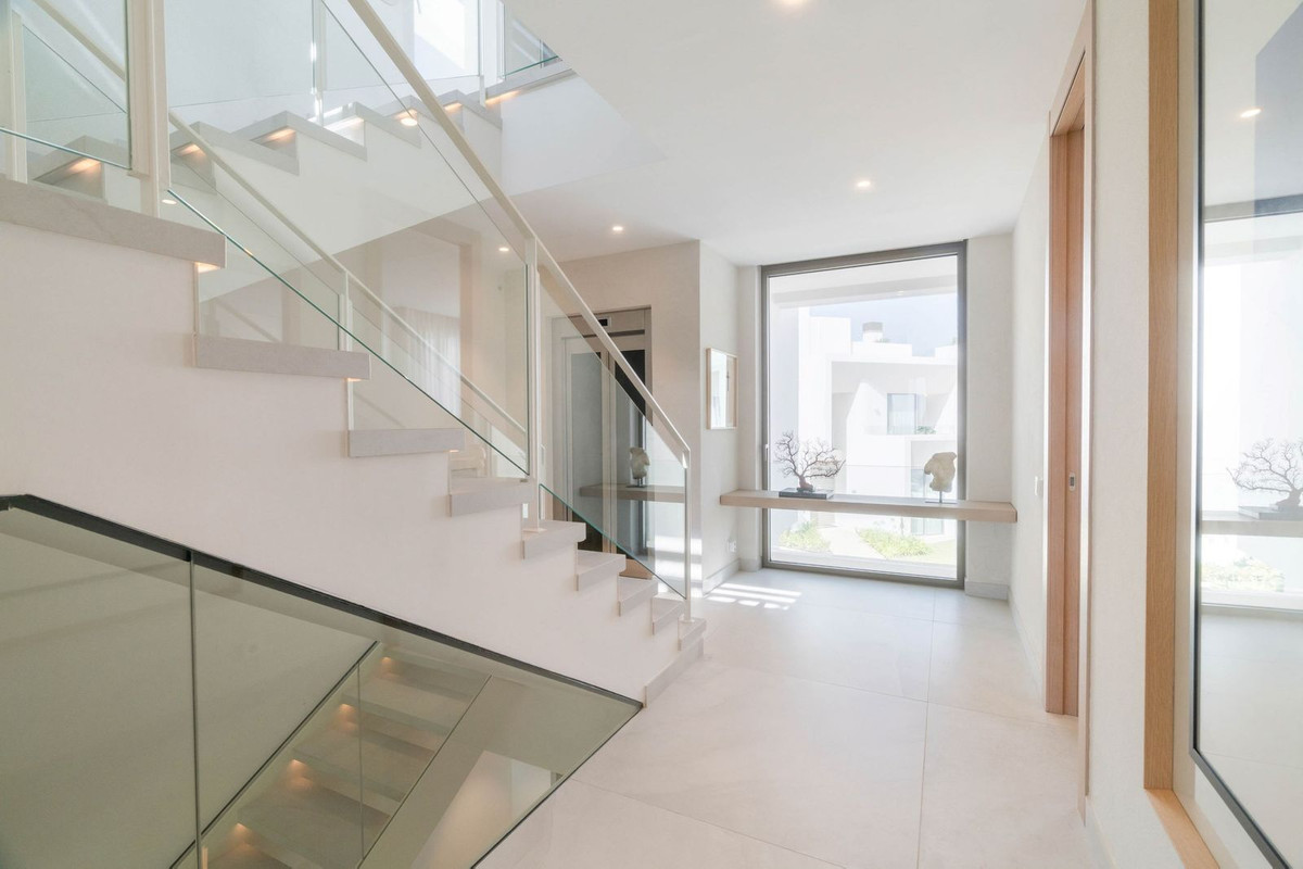 Huis te koop in Nueva Andalucía | 3 slaapkamers H5162476