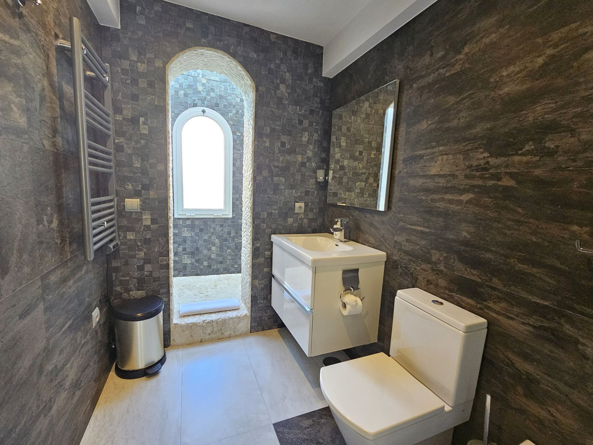 Huis te koop in Nueva Andalucía | 5 slaapkamers H5184103
