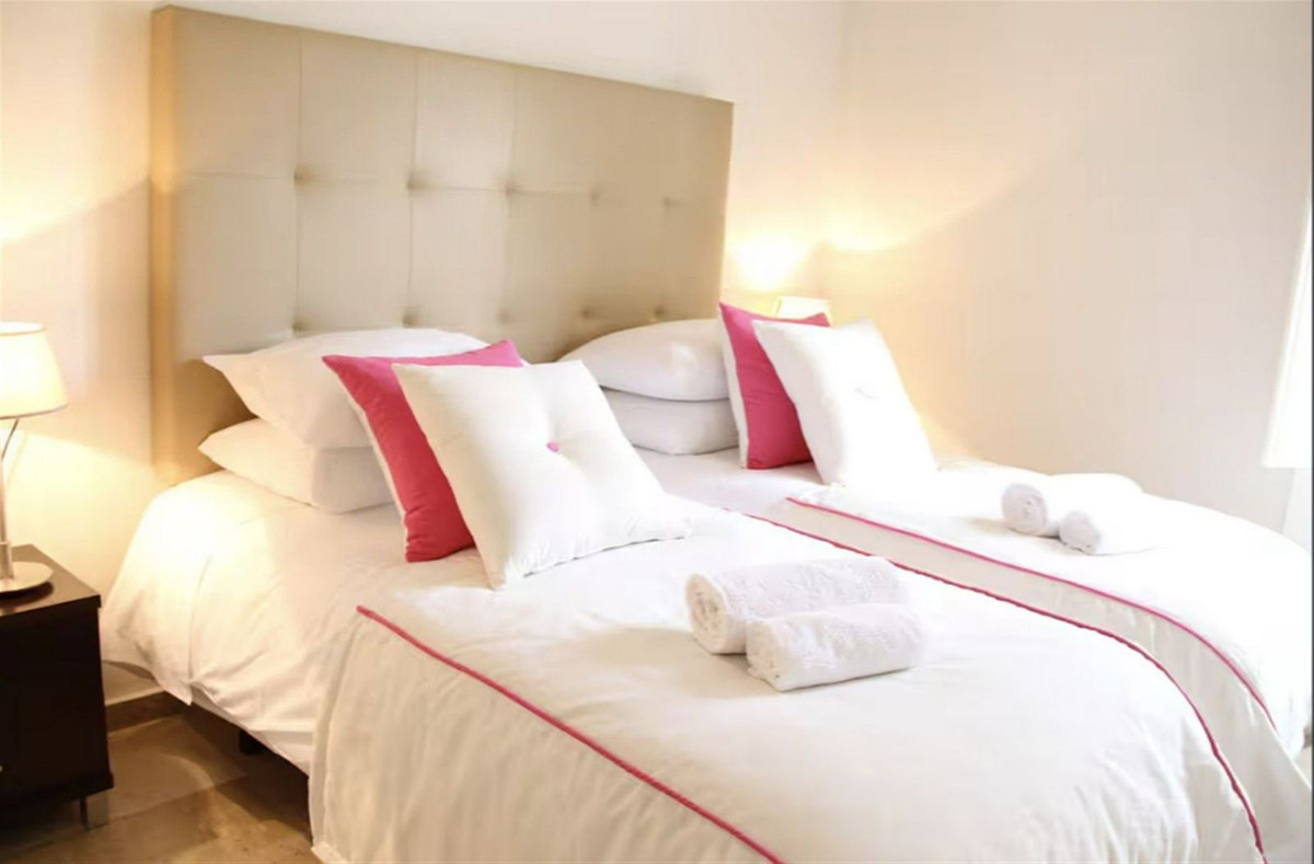 Huis te koop in Nueva Andalucía | 5 slaapkamers H5184103